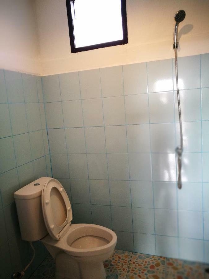 Smiley Frog Apartment Kanchanaburi Bagian luar foto